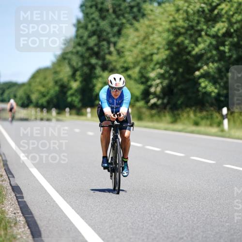 21.06.2026 - Viking Triathlon Michael Burmester http://msf.ph/oto/9880246 21.06.2026 13:19:10 Radfahren 39, 326 meine-sportfotos.de