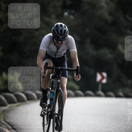 21.06.2026 - 29. Vierlanden-Triathlon H.Heesch http://msf.ph/oto/9880255 21.06.2026 09:12:56 Radfahren 20, 129, 137, 216 meine-sportfotos.de