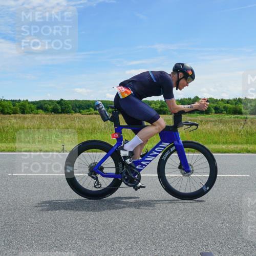 21.06.2026 - Viking Triathlon Michael Burmester http://msf.ph/oto/9880264 21.06.2026 12:43:33 Radfahren 41, 51, 86, 202, 223, 243, 374, 388, 429, 509, 563, 602, 605, 645, 668, 670 meine-sportfotos.de
