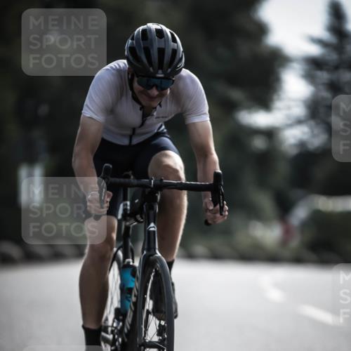 21.06.2026 - 29. Vierlanden-Triathlon H.Heesch http://msf.ph/oto/9880296 21.06.2026 09:12:56 Radfahren 20, 129, 137, 216 meine-sportfotos.de