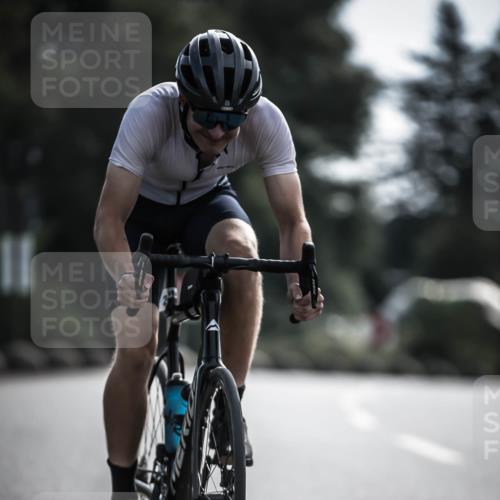 21.06.2026 - 29. Vierlanden-Triathlon H.Heesch http://msf.ph/oto/9880302 21.06.2026 09:12:56 Radfahren 20, 129, 137, 216 meine-sportfotos.de