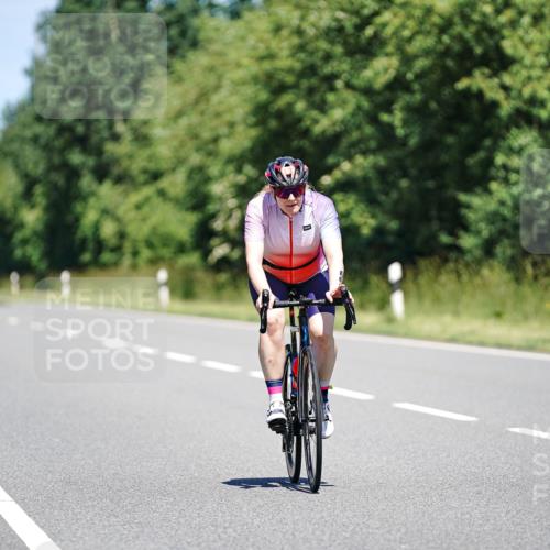21.06.2026 - Viking Triathlon Michael Burmester http://msf.ph/oto/9880344 21.06.2026 13:19:59 Radfahren 75, 382 meine-sportfotos.de