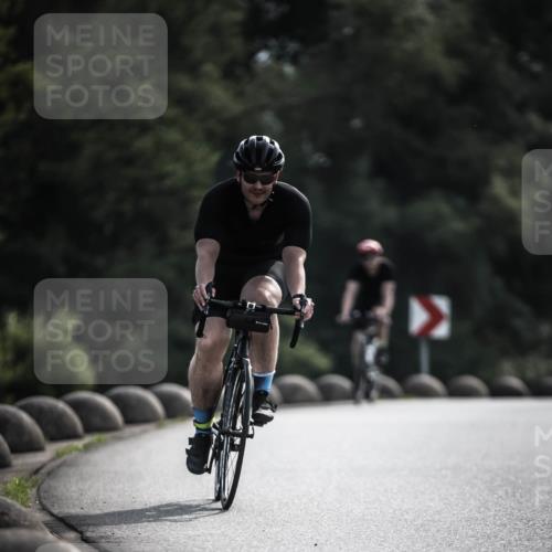 21.06.2026 - 29. Vierlanden-Triathlon H.Heesch http://msf.ph/oto/9880424 21.06.2026 09:13:13 Radfahren 19, 46, 54 meine-sportfotos.de