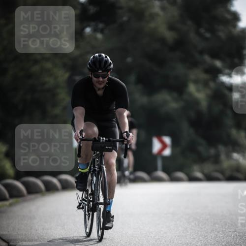 21.06.2026 - 29. Vierlanden-Triathlon H.Heesch http://msf.ph/oto/9880453 21.06.2026 09:13:13 Radfahren 19, 46, 54 meine-sportfotos.de