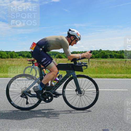 21.06.2026 - Viking Triathlon Michael Burmester http://msf.ph/oto/9880470 21.06.2026 12:45:04 Radfahren 94, 164, 177, 177, 219, 239, 253, 264, 306, 313, 358, 494, 538, 615 meine-sportfotos.de