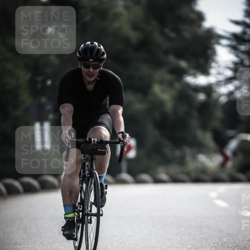 21.06.2026 - 29. Vierlanden-Triathlon H.Heesch http://msf.ph/oto/9880479 21.06.2026 09:13:14 Radfahren 19, 46, 54 meine-sportfotos.de