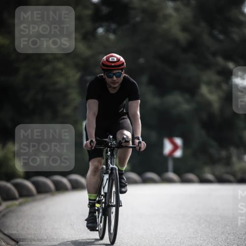 21.06.2026 - 29. Vierlanden-Triathlon H.Heesch http://msf.ph/oto/9880506 21.06.2026 09:13:17 Radfahren 19, 46, 54 meine-sportfotos.de