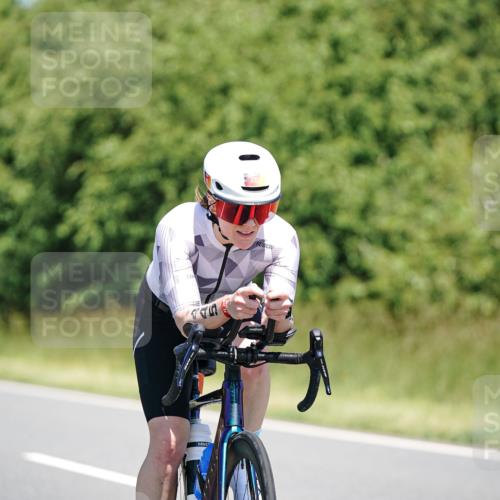21.06.2026 - Viking Triathlon Michael Burmester http://msf.ph/oto/9880508 21.06.2026 13:21:49 Radfahren 445, 541, 618 meine-sportfotos.de