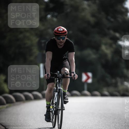 21.06.2026 - 29. Vierlanden-Triathlon H.Heesch http://msf.ph/oto/9880518 21.06.2026 09:13:17 Radfahren 19, 46, 54 meine-sportfotos.de