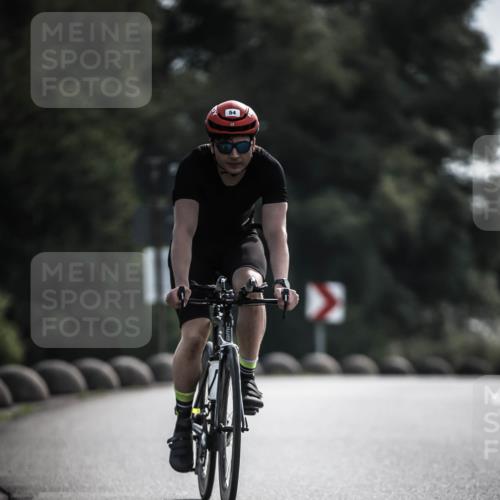 21.06.2026 - 29. Vierlanden-Triathlon H.Heesch http://msf.ph/oto/9880524 21.06.2026 09:13:17 Radfahren 19, 46, 54 meine-sportfotos.de