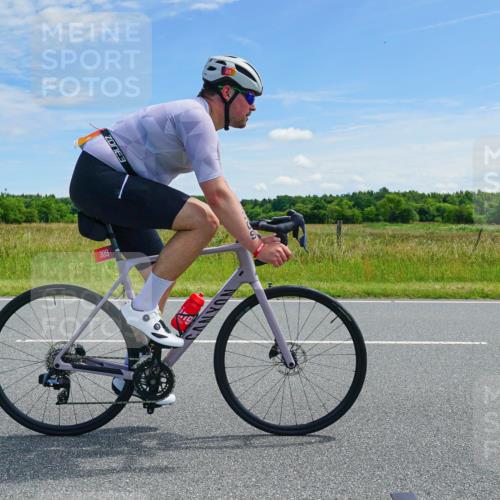 21.06.2026 - Viking Triathlon Michael Burmester http://msf.ph/oto/9880528 21.06.2026 12:45:31 Radfahren 48, 91, 173, 182, 249, 254, 254, 309 meine-sportfotos.de