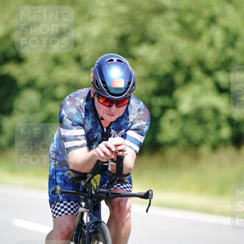 21.06.2026 - Viking Triathlon Michael Burmester http://msf.ph/oto/9880558 21.06.2026 13:22:55 Radfahren 495 meine-sportfotos.de