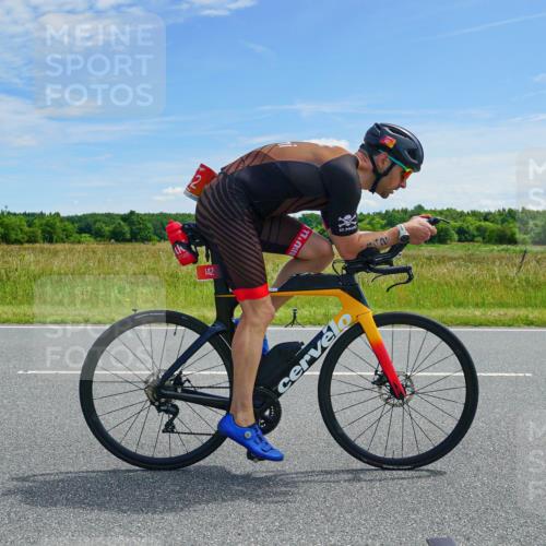 21.06.2026 - Viking Triathlon Michael Burmester http://msf.ph/oto/9880585 21.06.2026 12:46:09 Radfahren 238, 352, 352, 442, 561 meine-sportfotos.de
