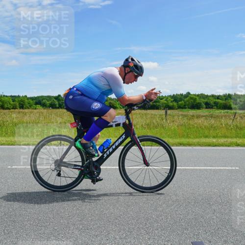 21.06.2026 - Viking Triathlon Michael Burmester http://msf.ph/oto/9880600 21.06.2026 12:46:26 Radfahren 36, 105, 178, 251, 439, 457, 504, 546, 606, 629 meine-sportfotos.de