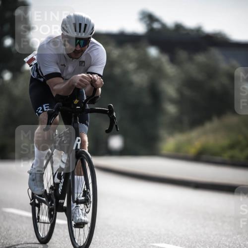 21.06.2026 - 29. Vierlanden-Triathlon H.Heesch http://msf.ph/oto/9880653 21.06.2026 09:13:30 Radfahren 74 meine-sportfotos.de
