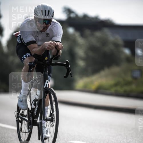 21.06.2026 - 29. Vierlanden-Triathlon H.Heesch http://msf.ph/oto/9880660 21.06.2026 09:13:30 Radfahren 74 meine-sportfotos.de