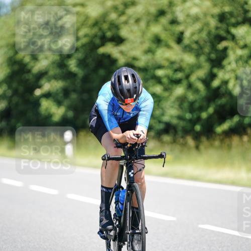 21.06.2026 - Viking Triathlon Michael Burmester http://msf.ph/oto/9880725 21.06.2026 13:24:29 Radfahren 331, 335, 658 meine-sportfotos.de