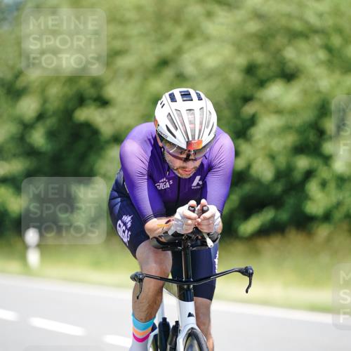 21.06.2026 - Viking Triathlon Michael Burmester http://msf.ph/oto/9880744 21.06.2026 13:24:32 Radfahren 335, 658 meine-sportfotos.de
