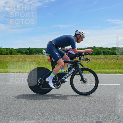 21.06.2026 - Viking Triathlon Michael Burmester http://msf.ph/oto/9880802 21.06.2026 12:48:57 Radfahren 44, 52, 316, 330, 379, 455 meine-sportfotos.de