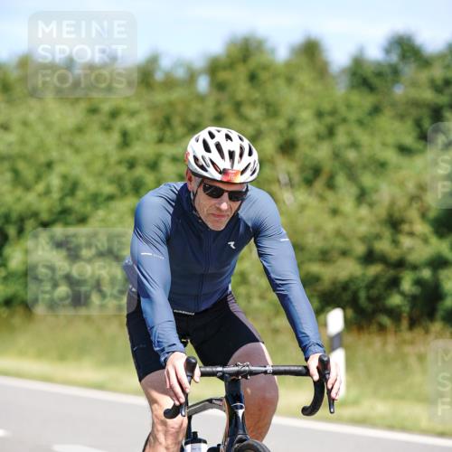 21.06.2026 - Viking Triathlon Michael Burmester http://msf.ph/oto/9880842 21.06.2026 13:24:55 Radfahren 314, 335 meine-sportfotos.de
