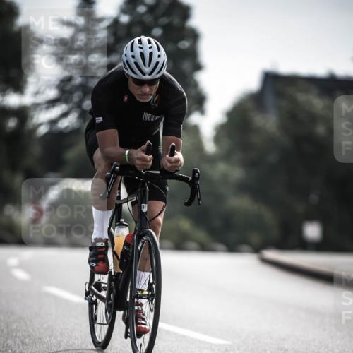 21.06.2026 - 29. Vierlanden-Triathlon H.Heesch http://msf.ph/oto/9880864 21.06.2026 09:14:05 Radfahren 193, 287 meine-sportfotos.de