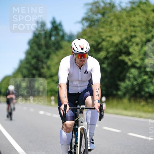 21.06.2026 - Viking Triathlon Michael Burmester http://msf.ph/oto/9880886 21.06.2026 13:25:08 Radfahren 247, 314, 646 meine-sportfotos.de