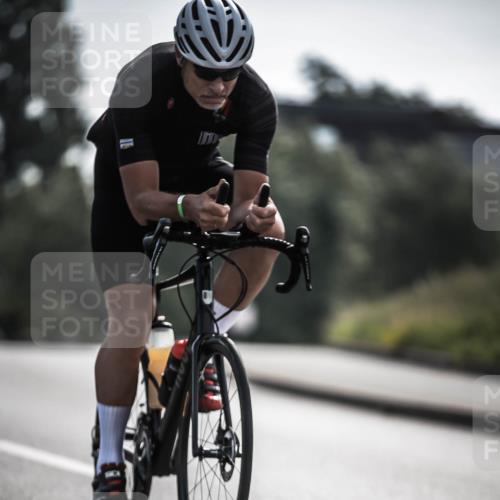 21.06.2026 - 29. Vierlanden-Triathlon H.Heesch http://msf.ph/oto/9880891 21.06.2026 09:14:06 Radfahren 193, 287 meine-sportfotos.de