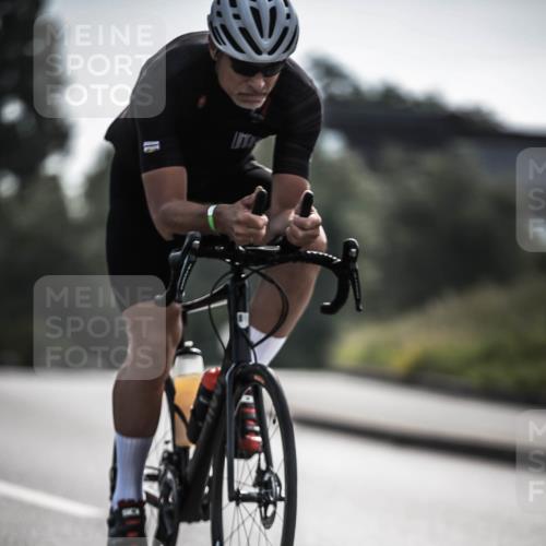 21.06.2026 - 29. Vierlanden-Triathlon H.Heesch http://msf.ph/oto/9880895 21.06.2026 09:14:06 Radfahren 193, 287 meine-sportfotos.de