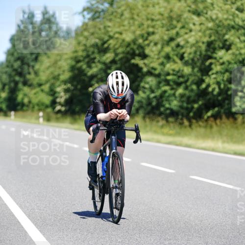 21.06.2026 - Viking Triathlon Michael Burmester http://msf.ph/oto/9880918 21.06.2026 13:25:12 Radfahren 247, 314, 646 meine-sportfotos.de