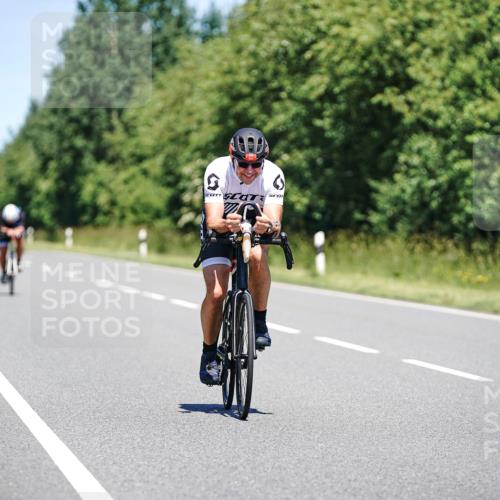 21.06.2026 - Viking Triathlon Michael Burmester http://msf.ph/oto/9880955 21.06.2026 13:25:19 Radfahren 247, 314, 646, 646 meine-sportfotos.de