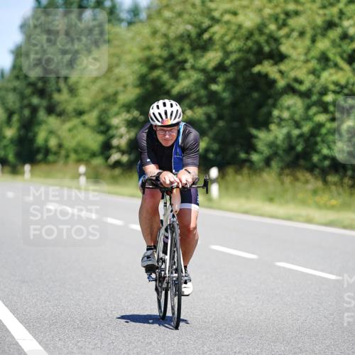 21.06.2026 - Viking Triathlon Michael Burmester http://msf.ph/oto/9880987 21.06.2026 13:25:24 Radfahren 247, 646, 646 meine-sportfotos.de