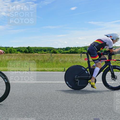 21.06.2026 - Viking Triathlon Michael Burmester http://msf.ph/oto/9880990 21.06.2026 12:52:35 Radfahren 63, 64, 75, 87, 89, 95, 118, 162, 198, 411, 459, 460, 464, 490, 522, 552, 619 meine-sportfotos.de