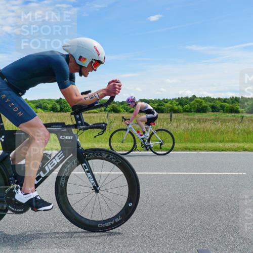 21.06.2026 - Viking Triathlon Michael Burmester http://msf.ph/oto/9881003 21.06.2026 12:52:36 Radfahren 63, 64, 75, 87, 89, 95, 118, 162, 198, 411, 459, 460, 464, 490, 522, 552, 619 meine-sportfotos.de