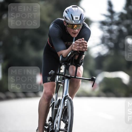 21.06.2026 - 29. Vierlanden-Triathlon H.Heesch http://msf.ph/oto/9881025 21.06.2026 09:14:21 Radfahren 30, 60 meine-sportfotos.de