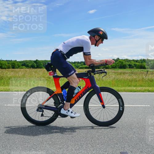 21.06.2026 - Viking Triathlon Michael Burmester http://msf.ph/oto/9881075 21.06.2026 12:52:58 Radfahren 24, 84, 224, 269, 275, 302, 382, 484 meine-sportfotos.de