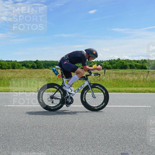 21.06.2026 - Viking Triathlon Michael Burmester http://msf.ph/oto/9881080 21.06.2026 12:53:00 Radfahren 24, 84, 97, 224, 269, 275, 302, 382, 484 meine-sportfotos.de