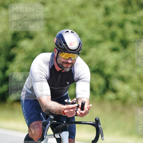 21.06.2026 - Viking Triathlon Michael Burmester http://msf.ph/oto/9881150 21.06.2026 13:26:38 Radfahren 557 meine-sportfotos.de