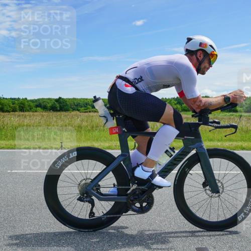 21.06.2026 - Viking Triathlon Michael Burmester http://msf.ph/oto/9881166 21.06.2026 12:54:09 Radfahren 107, 154, 220, 286, 296, 314, 376, 414, 560, 574 meine-sportfotos.de