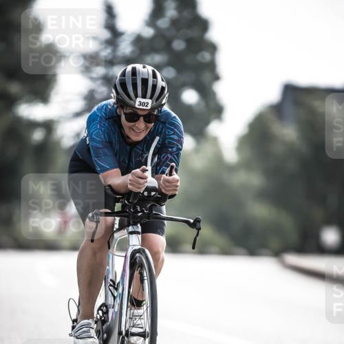 21.06.2026 - 29. Vierlanden-Triathlon H.Heesch http://msf.ph/oto/9881181 21.06.2026 09:14:43 Radfahren 183, 299, 302 meine-sportfotos.de