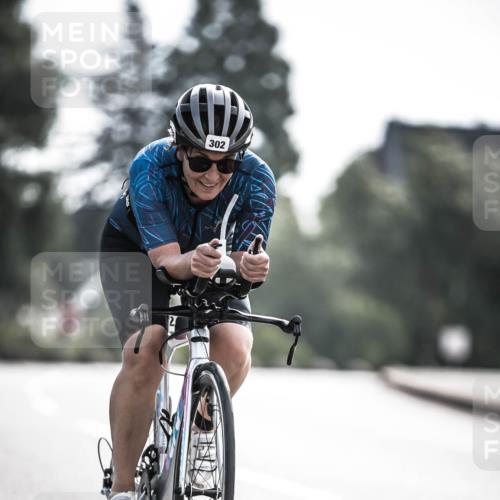 21.06.2026 - 29. Vierlanden-Triathlon H.Heesch http://msf.ph/oto/9881185 21.06.2026 09:14:43 Radfahren 183, 299, 302 meine-sportfotos.de