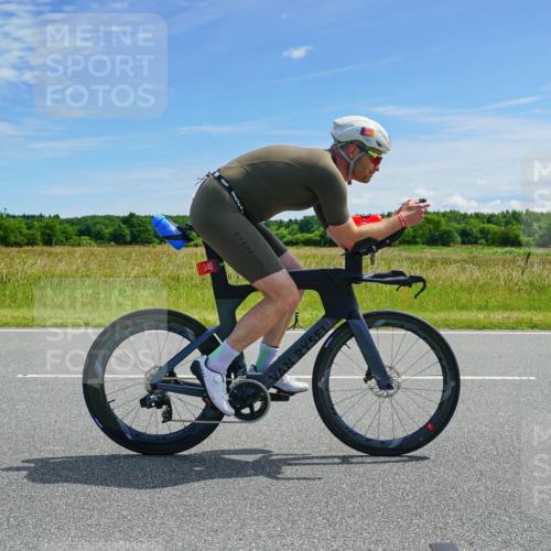21.06.2026 - Viking Triathlon Michael Burmester http://msf.ph/oto/9881239 21.06.2026 12:54:36 Radfahren 289, 331, 340, 663 meine-sportfotos.de