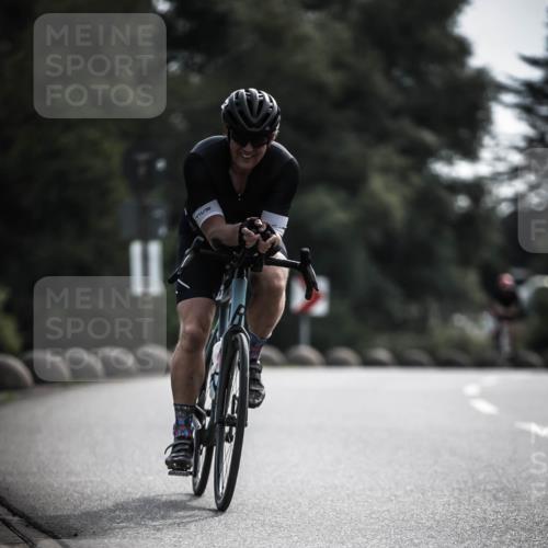 21.06.2026 - 29. Vierlanden-Triathlon H.Heesch http://msf.ph/oto/9881313 21.06.2026 09:15:48 Radfahren 62, 128, 177 meine-sportfotos.de