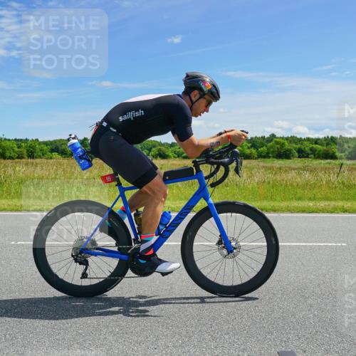 21.06.2026 - Viking Triathlon Michael Burmester http://msf.ph/oto/9881316 21.06.2026 12:56:02 Radfahren 56, 56, 172, 206, 485, 567 meine-sportfotos.de