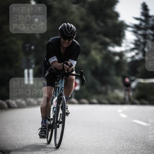21.06.2026 - 29. Vierlanden-Triathlon H.Heesch http://msf.ph/oto/9881321 21.06.2026 09:15:48 Radfahren 62, 128, 177 meine-sportfotos.de