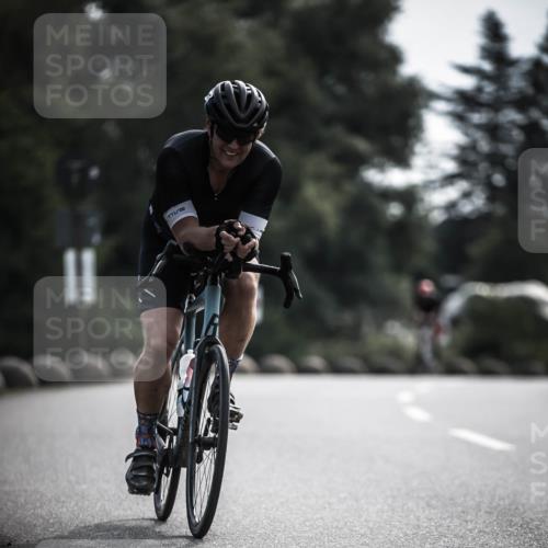 21.06.2026 - 29. Vierlanden-Triathlon H.Heesch http://msf.ph/oto/9881324 21.06.2026 09:15:48 Radfahren 62, 128, 177 meine-sportfotos.de