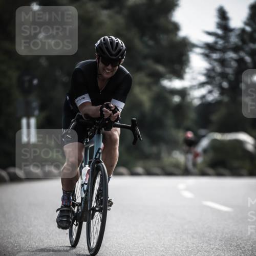 21.06.2026 - 29. Vierlanden-Triathlon H.Heesch http://msf.ph/oto/9881329 21.06.2026 09:15:48 Radfahren 62, 128, 177 meine-sportfotos.de