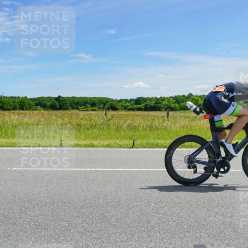 21.06.2026 - Viking Triathlon Michael Burmester http://msf.ph/oto/9881414 21.06.2026 12:57:36 Radfahren 77, 85, 88, 93, 141, 199, 274, 315, 393, 403, 492, 497 meine-sportfotos.de