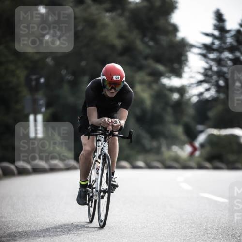 21.06.2026 - 29. Vierlanden-Triathlon H.Heesch http://msf.ph/oto/9881415 21.06.2026 09:15:54 Radfahren 62, 128, 145 meine-sportfotos.de
