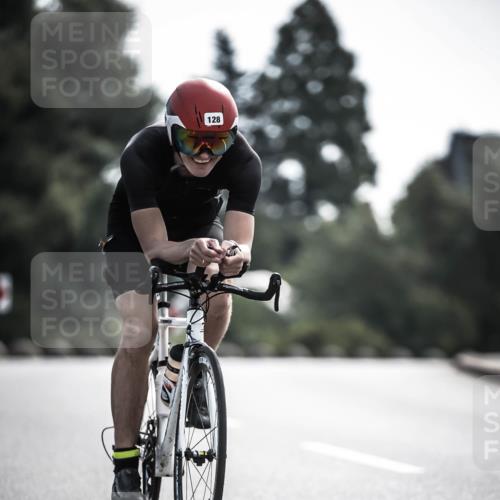 21.06.2026 - 29. Vierlanden-Triathlon H.Heesch http://msf.ph/oto/9881474 21.06.2026 09:15:54 Radfahren 62, 128, 145 meine-sportfotos.de