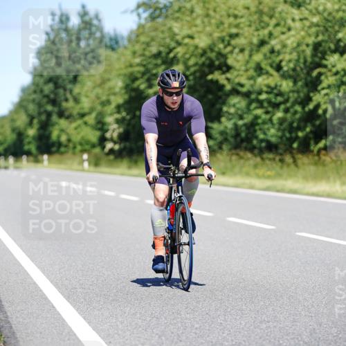 21.06.2026 - Viking Triathlon Michael Burmester http://msf.ph/oto/9881481 21.06.2026 13:28:39 Radfahren  meine-sportfotos.de